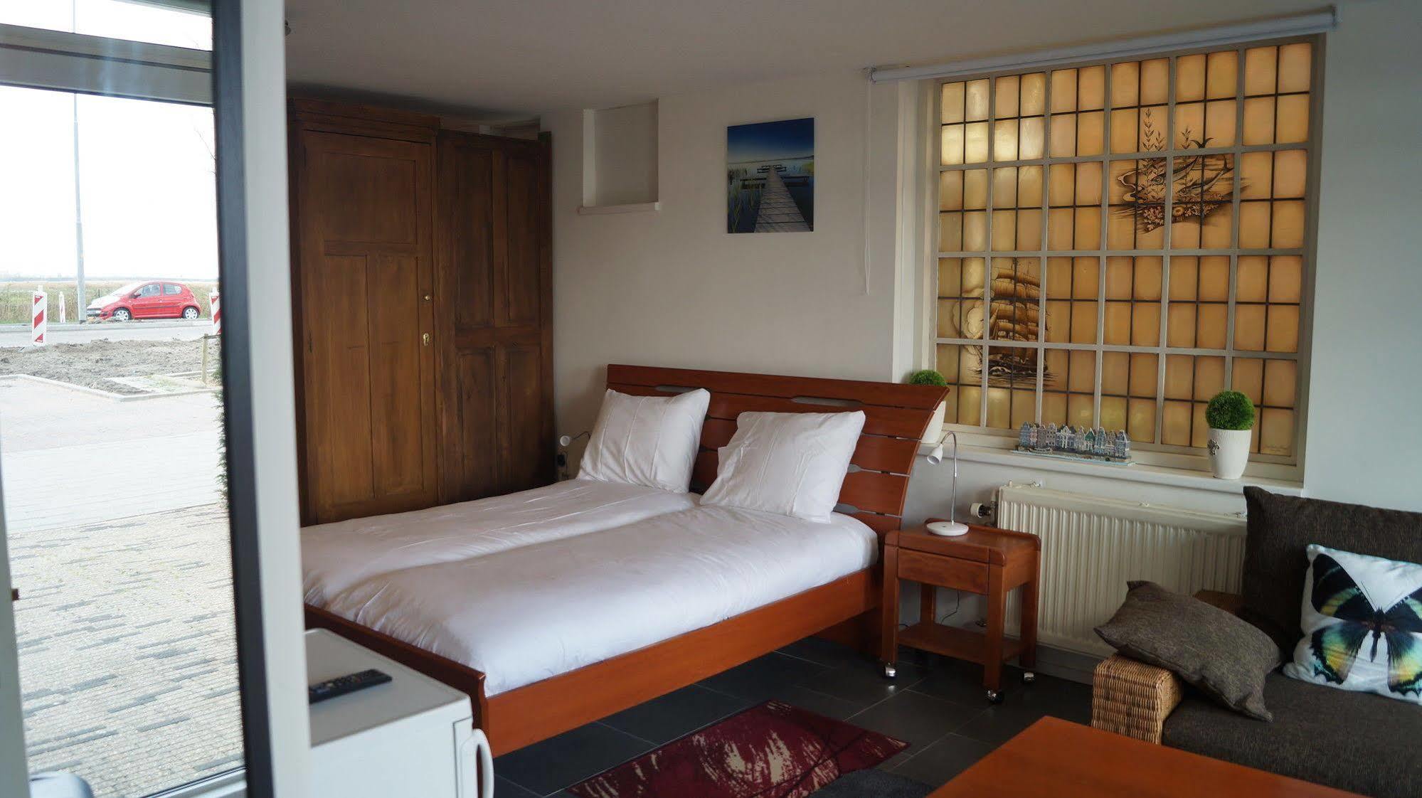 Budget Hotel De Witte Hoeck Amsterdam Вормервер Экстерьер фото